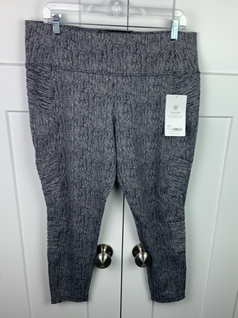 NWT Athleta Delancey Textured Moto Tight Leggings Women’s XL Black White Ankle